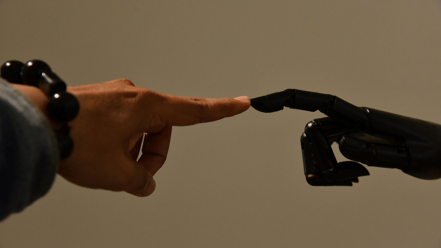 Anthropic 800 Milyard Dollar Dəyərinə Çatır: Gəliri 30 Milyard Dollara Yüksəldi