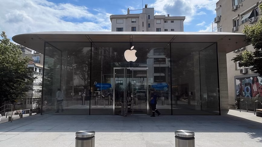 Apple Gözlük Bazarında İnqilab Yaradır: Növbəti Hədəf 200 Milyard Dollarlıq Sənaye