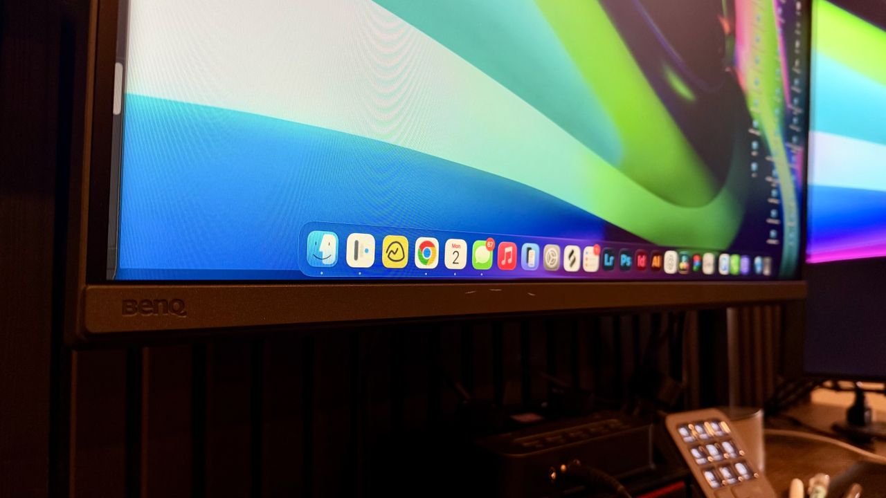 BenQ PD2706QN: Rəng Dəqiqliyi ilə Yaradıcılara Xitab Edən Monitor