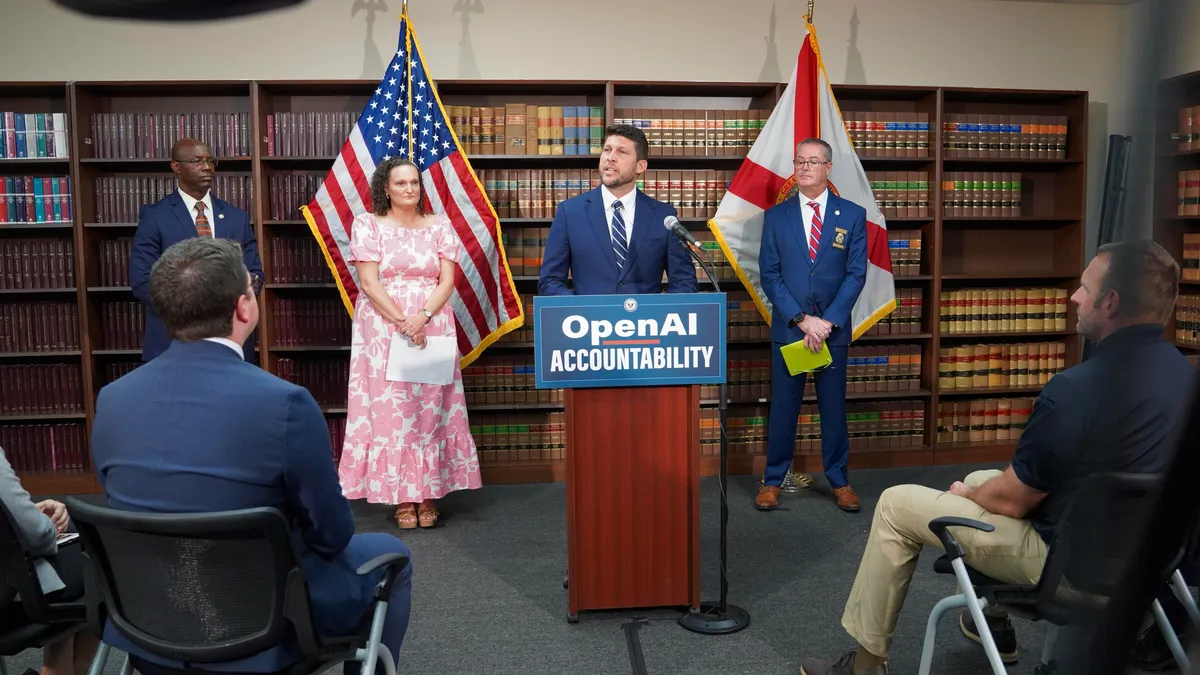 Florida OpenAI-ya Qarşı Məhkəmə Başlatdı: ChatGPT Təhlükəsizliyi Sual Altında