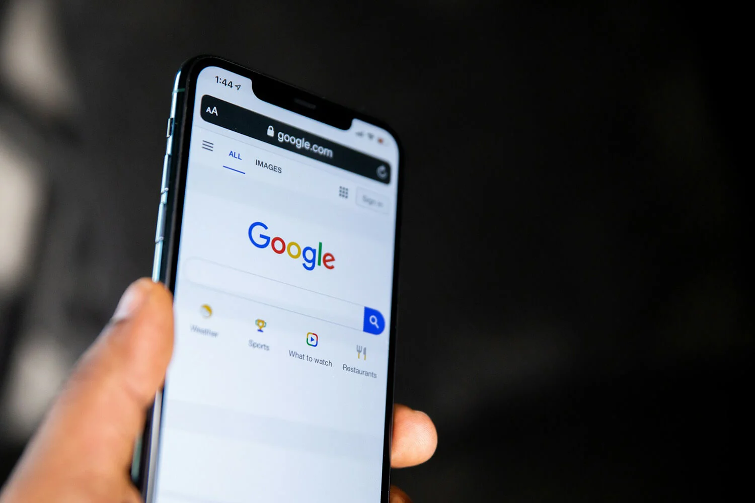 Google AI cavablarını manipulyasiya edənlərə qarşı sərt tədbirlər görür