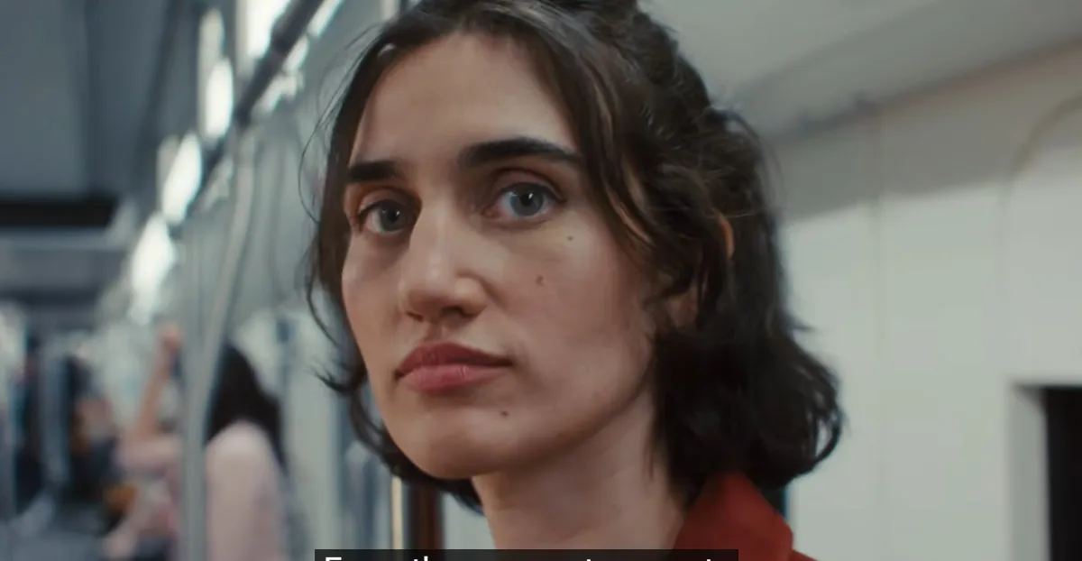 Google Pixel 10-un reklamları: Nə satılır, əslində?