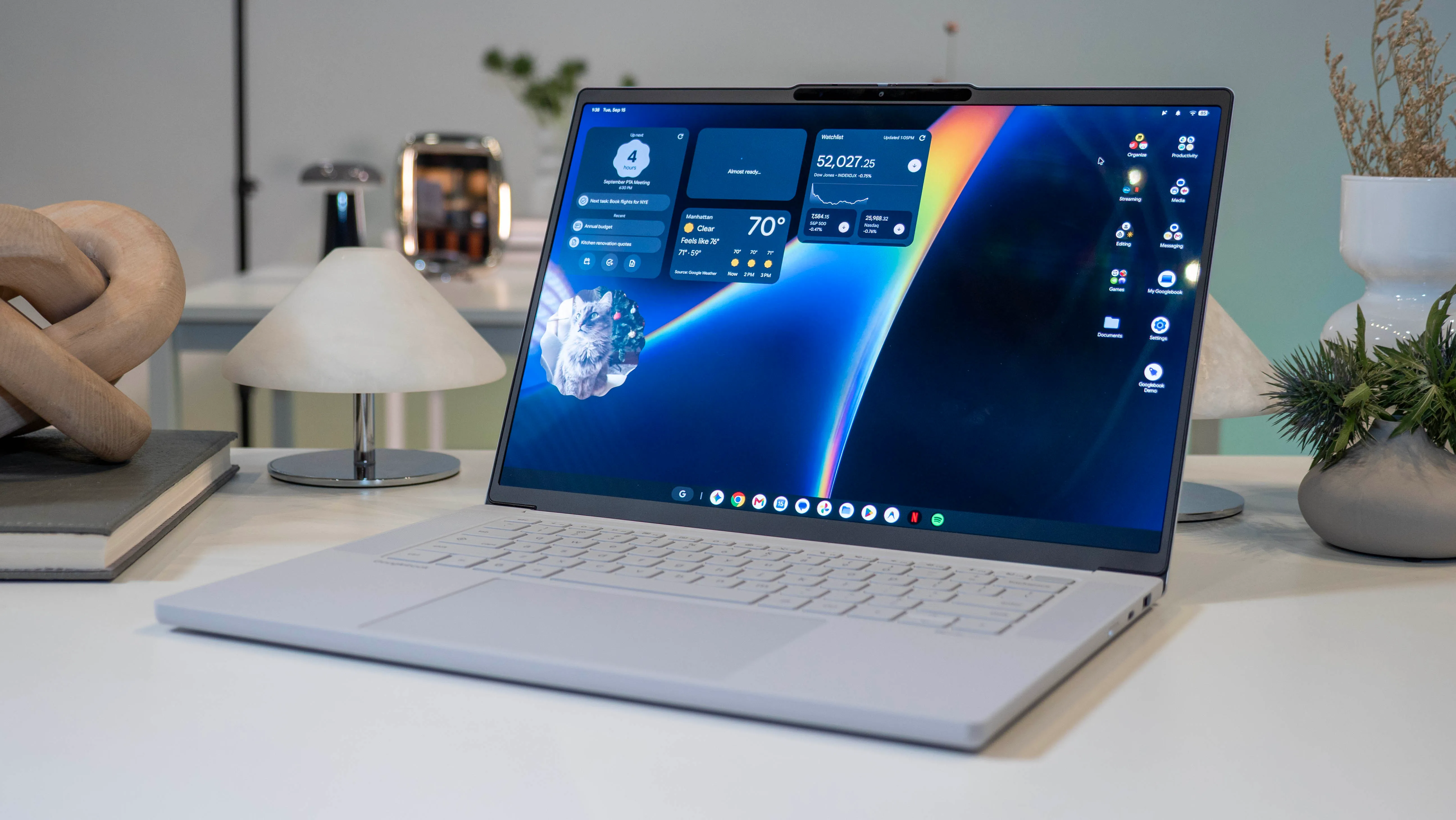 Google Yeni Googlebook-larda Android Tətbiqi Problemlərini Etiraf Etdi