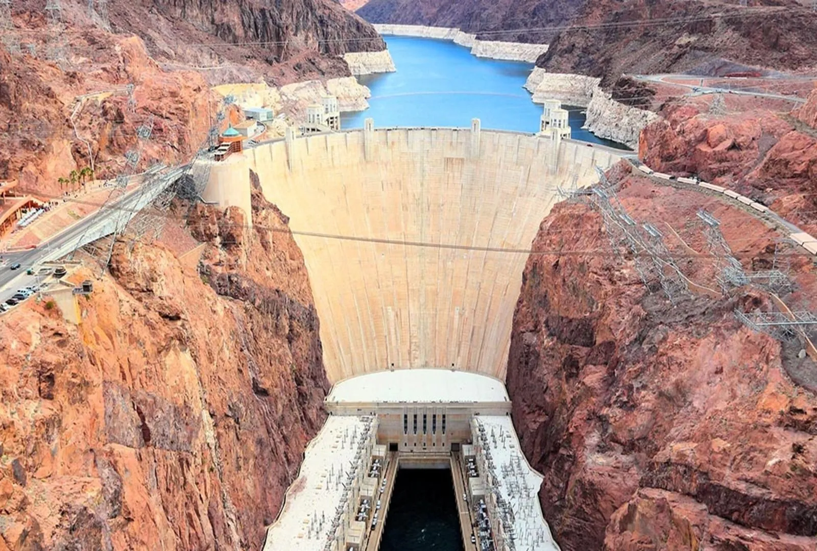 Hoover Dam-da Quraqlıq Təhlükəsi: Güc İstehsalı 40% Azala Bilər