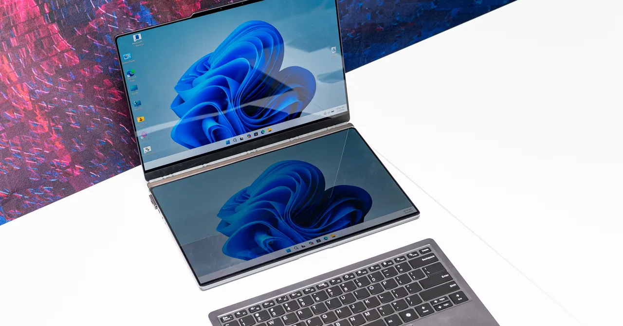 Lenovo-nun Yeni Qəribə Konsepti: Daxili Daşınan Ekranlı Laptop