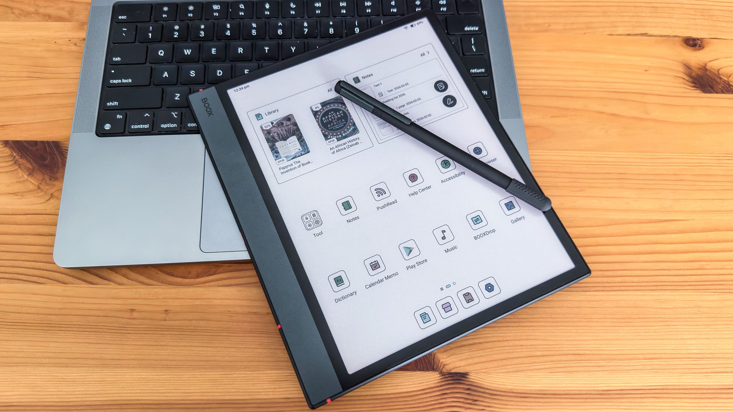 Onyx Boox Note Air5 C: Əla Rəngli Elektron Kağız Planşeti