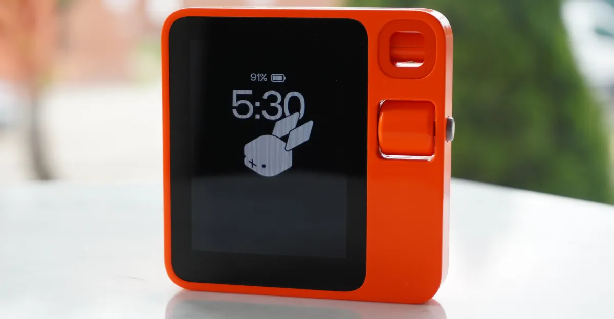 Rabbit-in Yeni Süni İntellekt Agenti R1 Cihazından Asılı Olmayacaq!