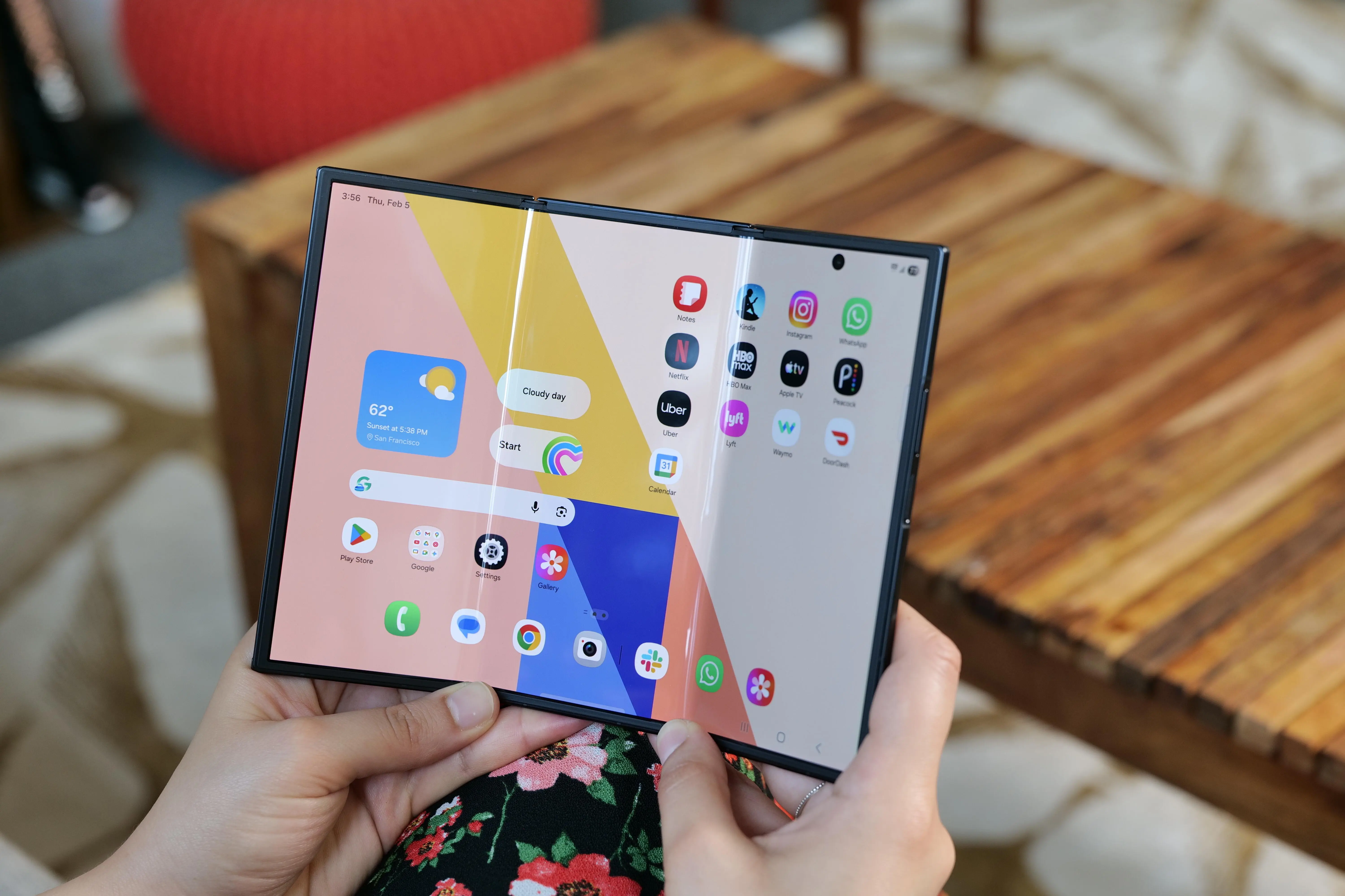 Samsung, iPhone Duo-ya Cavab olaraq Galaxy Z TriFold 2-ni Sürətləndirir: Sızan Məlumatlar