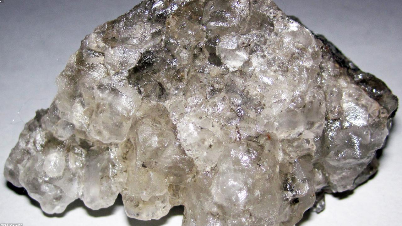 Sodium və Superkompüterlə Ucuz və Uzunömürlü Batareyalar