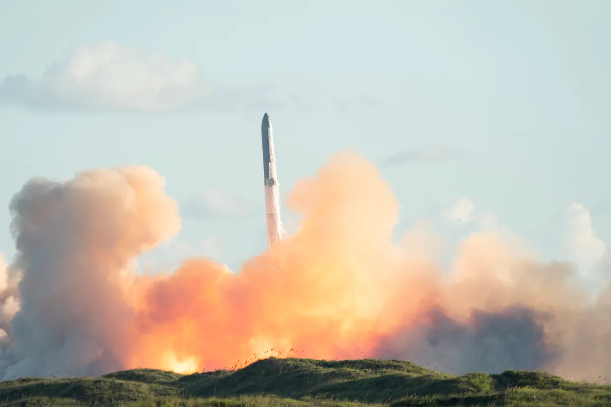 SpaceX Orbital Məlumat Mərkəzləri ilə Uğurlu Olacaqmı?
