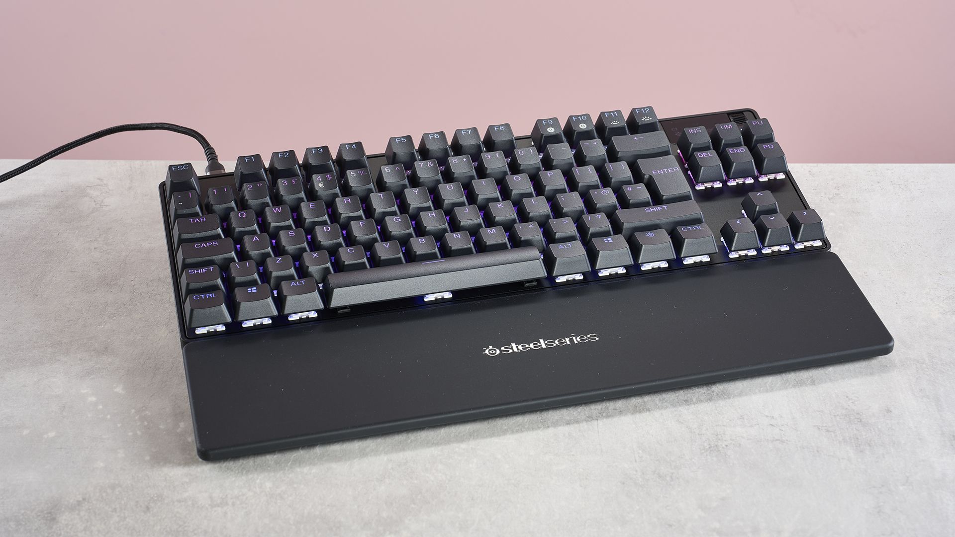 SteelSeries Apex Pro TKL Gen 3: Oyun Dünyasının Ən Yaxşı Klaviaturası