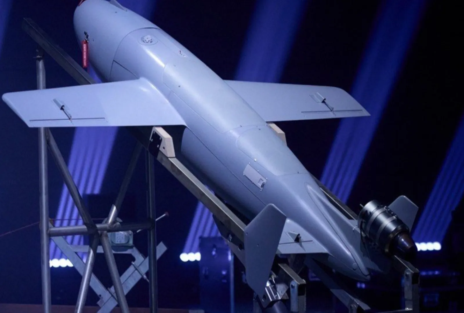Ukrayna Avropada 1000 KM Mənzilli Jet Dron İstehsalına Başladı: Süni İntellektlə Gücləndirilib!
