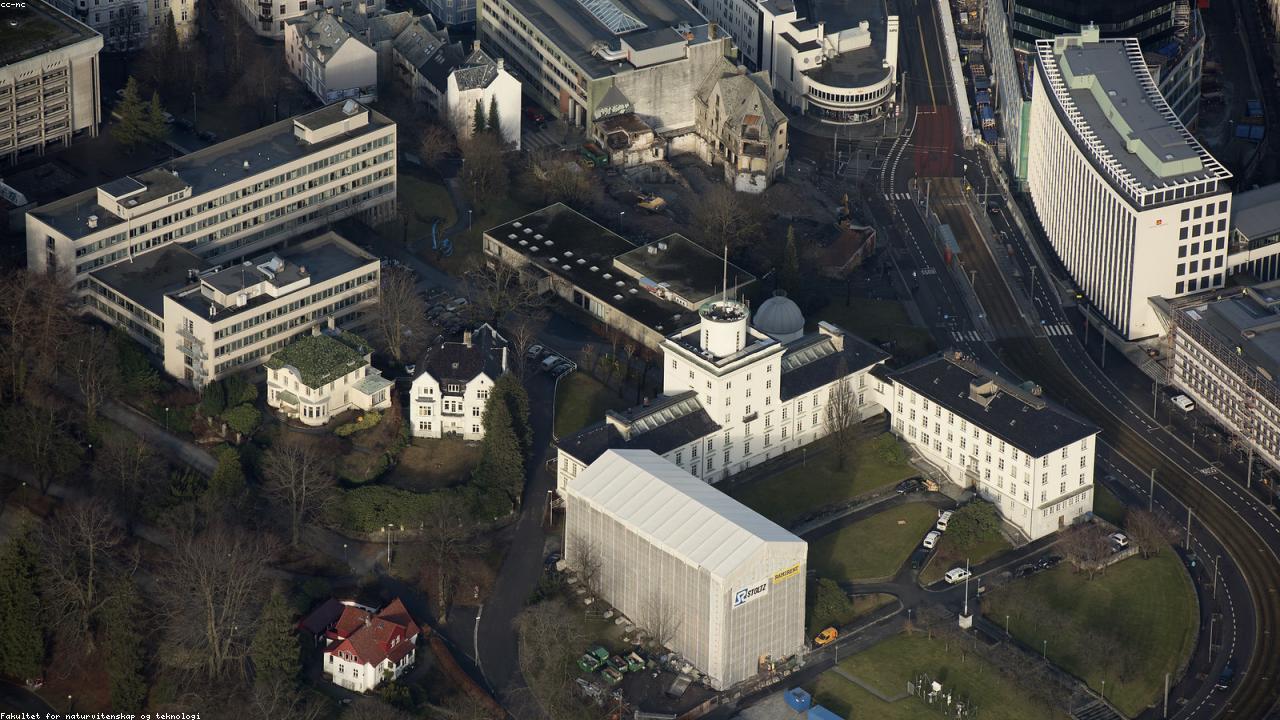 Universitet Tələbələri Aerokosmik Kompozitləri Gücləndirir