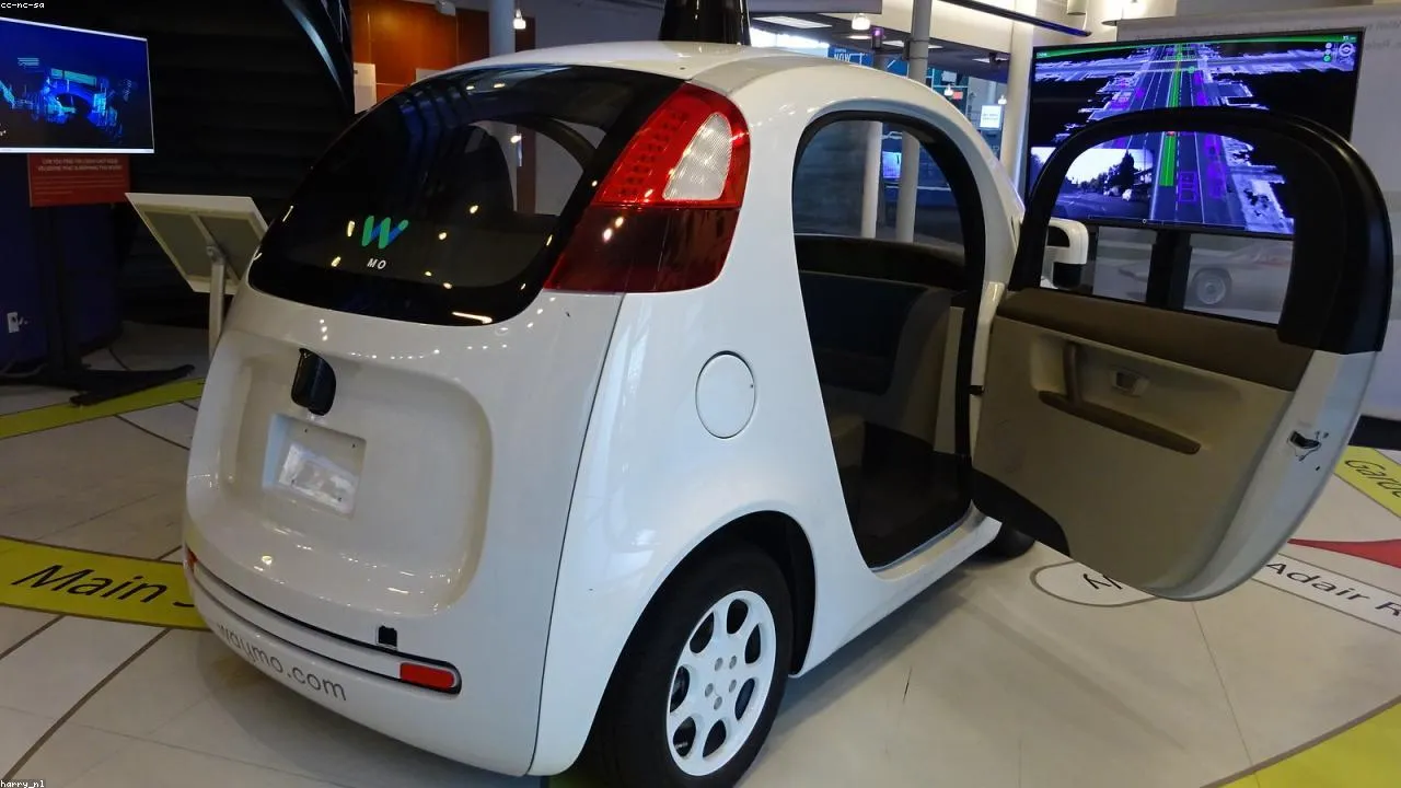 Waymo sürücüsüz avtomobil xidmətini təxirə saldı: Atlanta və Texas dayandı