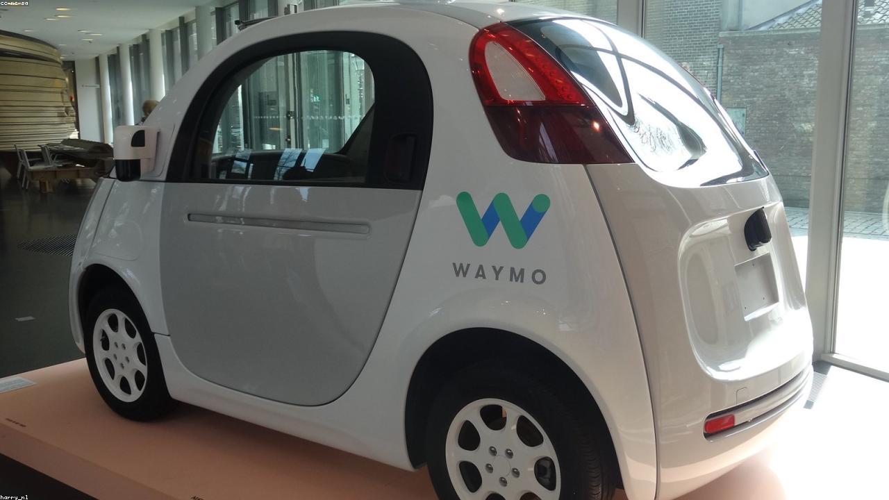 Waymo sürücüsüz avtomobil xidmətini təxirə saldı: Atlanta və Texas dayandı