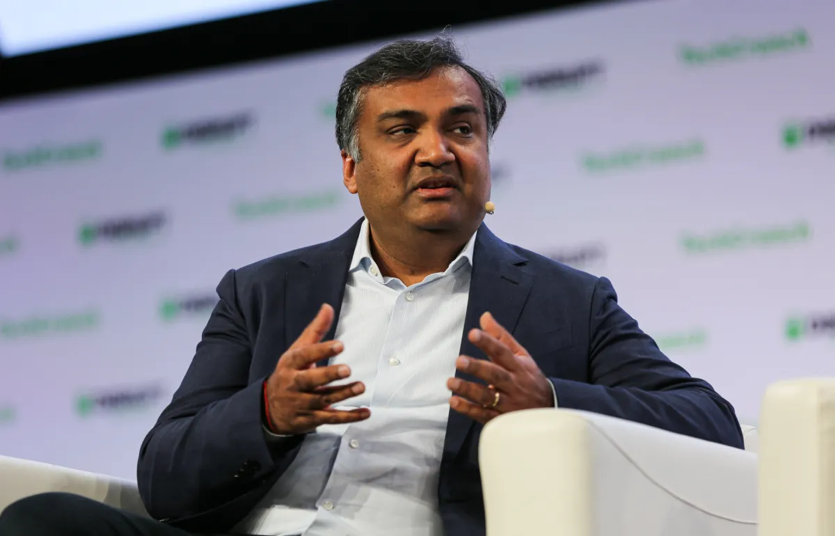 YouTube CEO-u: Ən Yaxşı Youtuberlər Evdən Çıxmayacaq