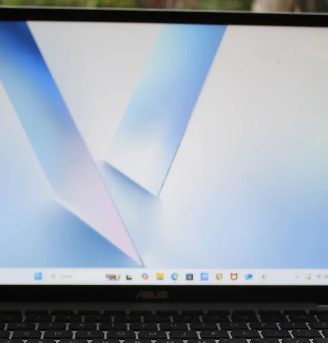 $500 Laptops: MacBook Neo ilə Rəqabət