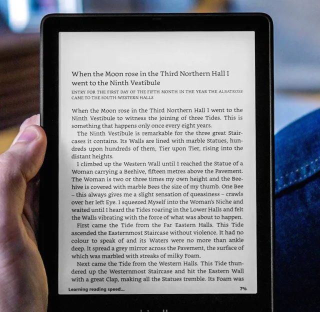 Amazon'un keçənilki Paperwhite Kindle modeli ucuzlaşdı