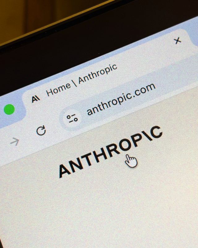 Anthropic Claude'u Daha Çevik Edir, Amma Nəzarəti Əldən Vermir