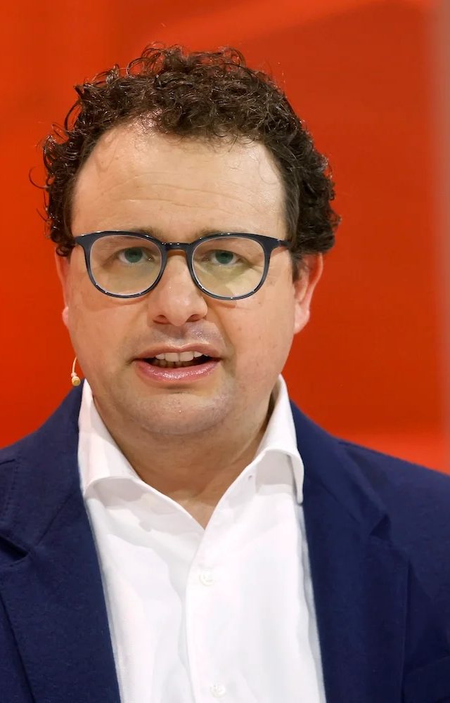 Anthropic-in Claude AI İş Dünyasını Transformasiya Edir