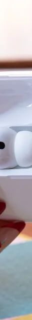 Apple AI üçün kameralarla təchiz olunmuş AirPods istehsalına hazırlaşır