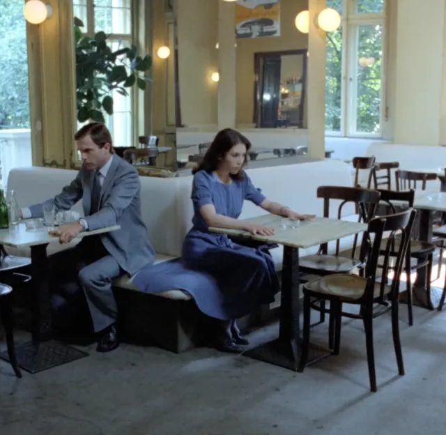 Araşdırmalar göstərir ki, daha az danışırıq