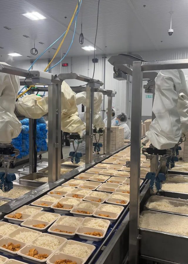 Chef Robotics robot mətbəxində necə uğur qazandı?