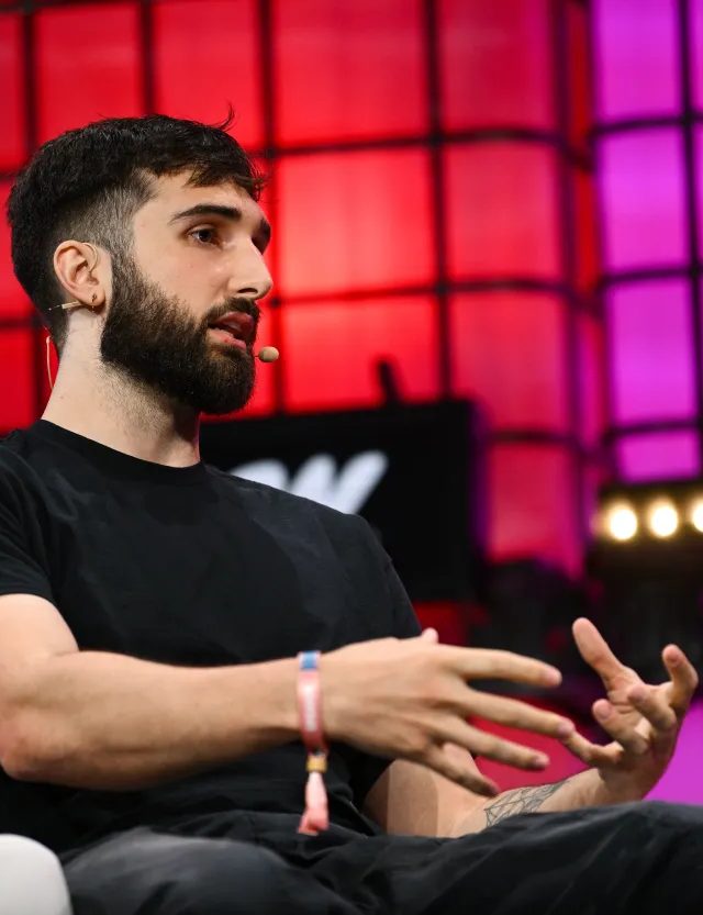 Cohere Almaniyanın Startupı ilə Birləşərək AI Gücünü Artırır