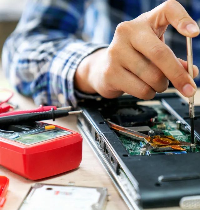Colorado'nun Təmir Hüquqları Qanunu ilə Texnologiya Şirkətləri Necə Mübarizə Aparır