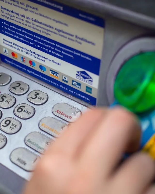 FBI: ATM 'jackpotting' Hücumları Artmaqdadır