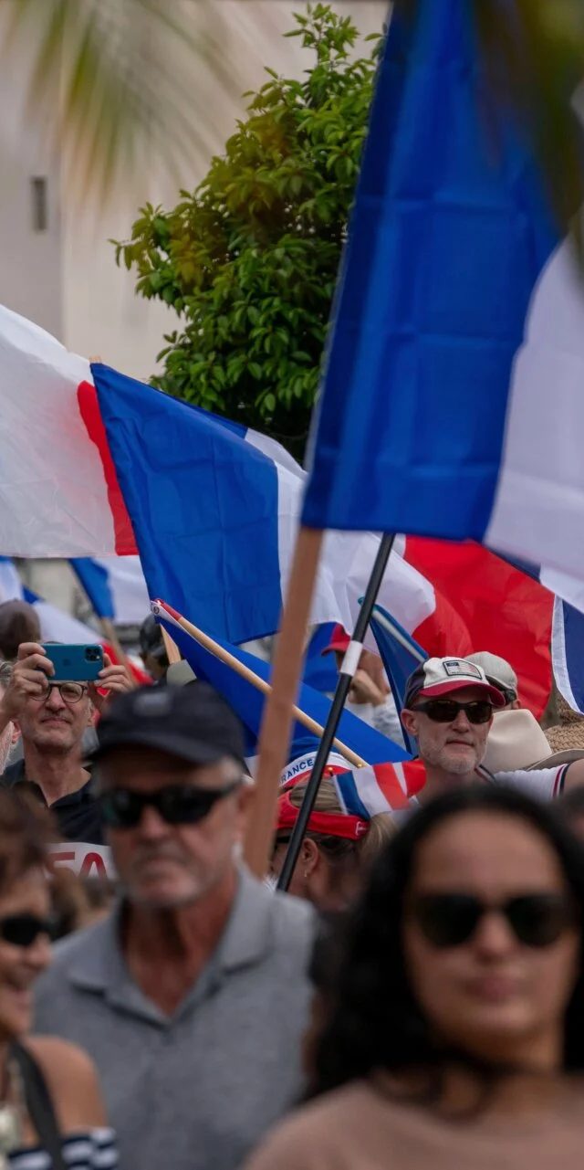 Fransa Microsoft Windows-u Tərk Edir: Avropa ABŞ Texnoloji Nəhənglərindən Uzaqlaşır