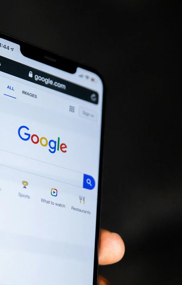 Google AI cavablarını manipulyasiya edənlərə qarşı sərt tədbirlər görür