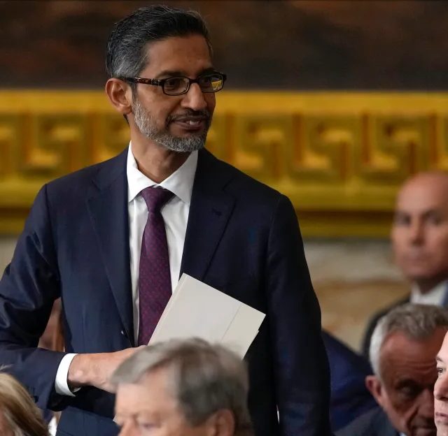 Google işçiləri Sundar Pichai-dən hərbi AI istifadə edilməsinə qarşı çıxmağa çağırır