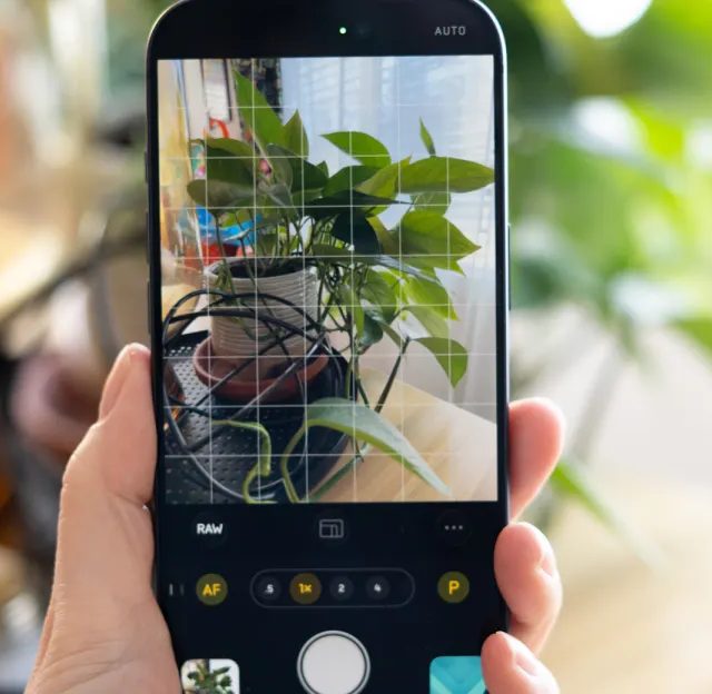 Halide Qurucusu Apple-a Gizli Məlumat Aparmaqda İttiham Olundu