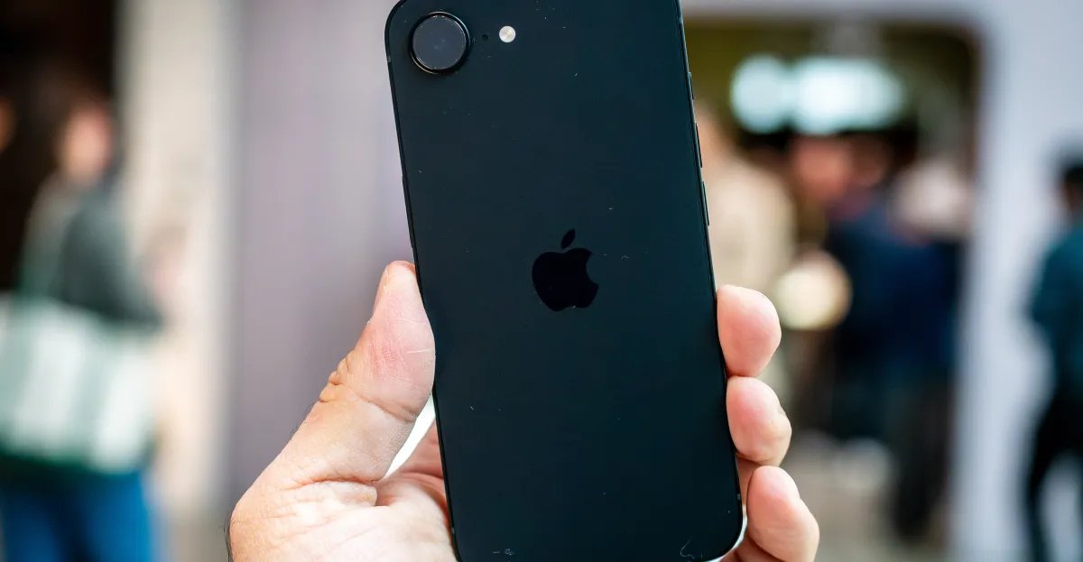 iPhone Satışları Çip Qıtlığına Baxmayaraq 57 Milyard Dollara Çatdı
