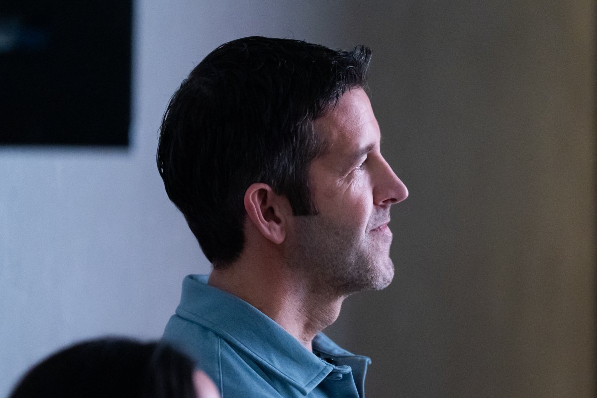 John Ternus Apple-ın Gələcəyini Necə İdarə Edəcək?