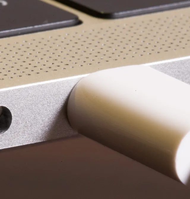 MacBook-unuzu 80 Faizdən Yuxarı Yükləməkdən Çəkinin: Niyə Bu Vacibdir?