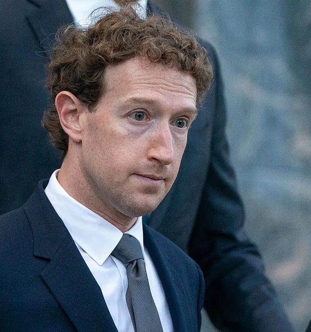 Meta İşçilərinin Klaviatura Məlumatlarını AI Təlimi Üçün Toplayacaq