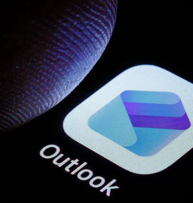 Microsoft Outlook-da Problem Həll Edildi, Amma Yenidən Giriş Etməli Ola Bilərsiniz