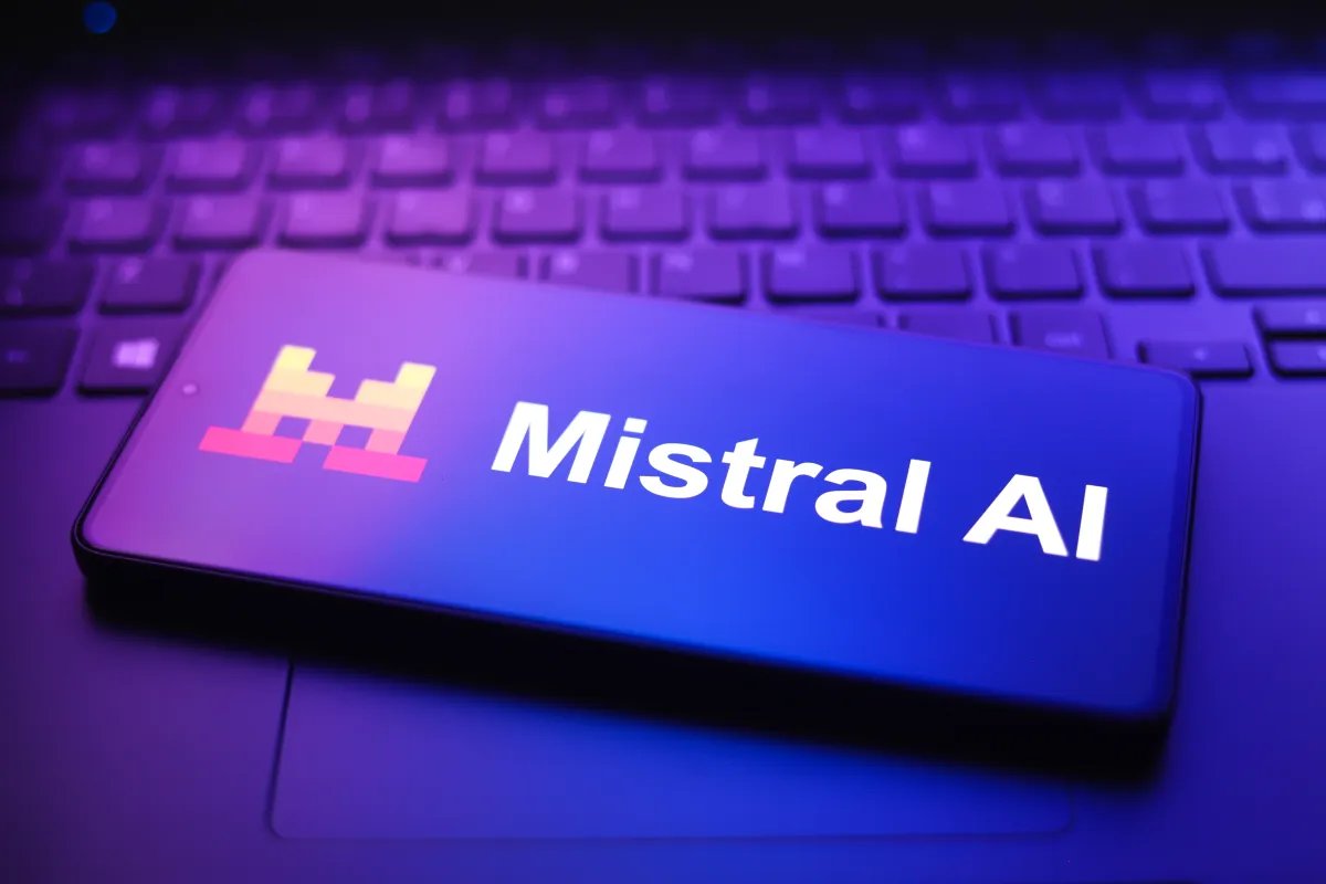 Mistral: Şirkətlər üçün Özəl AI Modellərini Qurma İmkanı