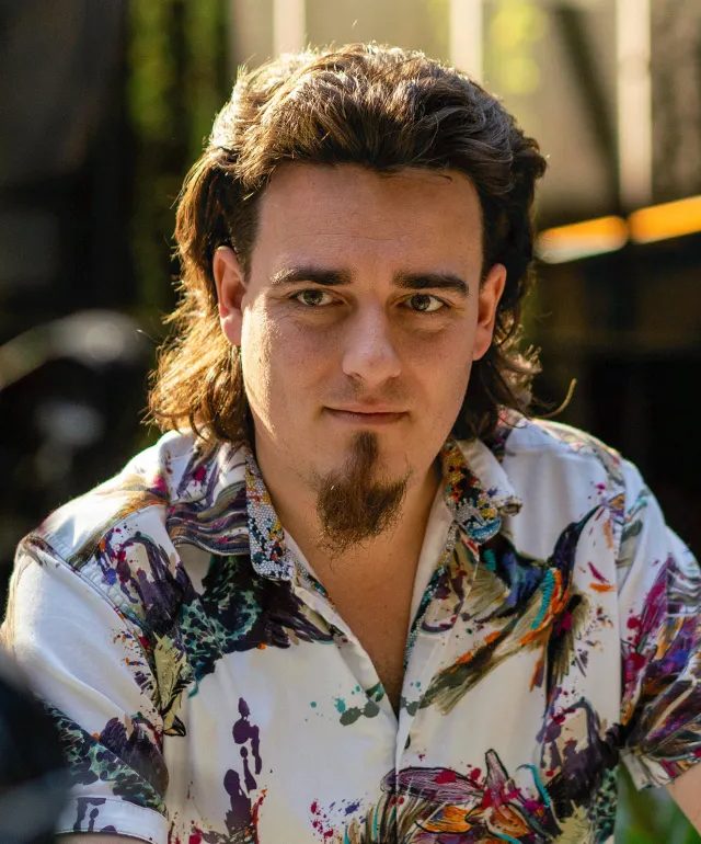 ModRetro $1 Milyard Dəyərində İnvestisiya Axtarışındadır