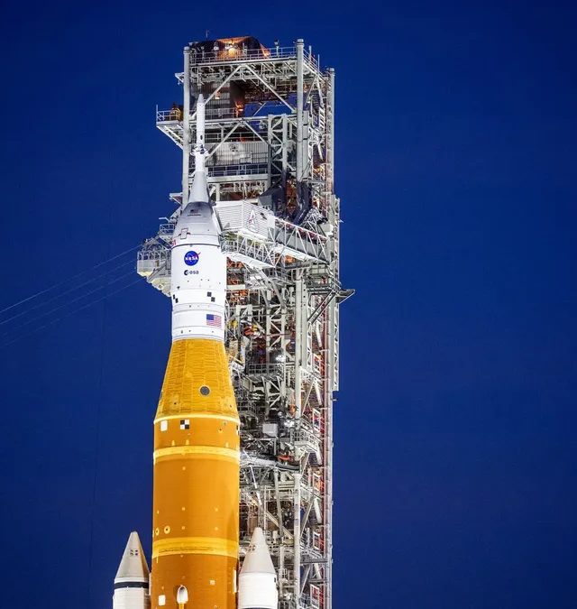 NASA Artemis II Ay Səyahətinə Başladı: 50 İllik Fasilədən Sonra İlk İnsanlı Missiya