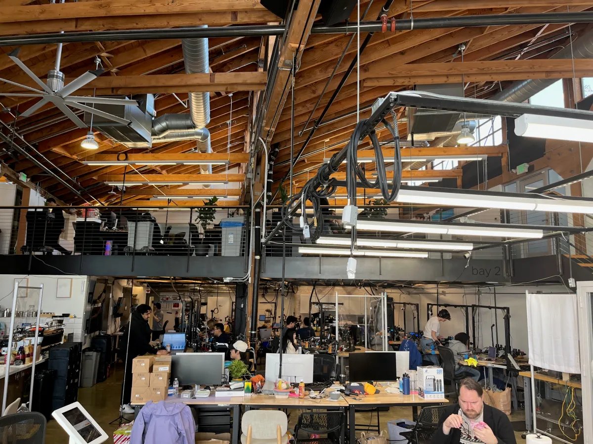 Physical Intelligence $1 Milyard Yatırım Toplamağa Hazırlanır