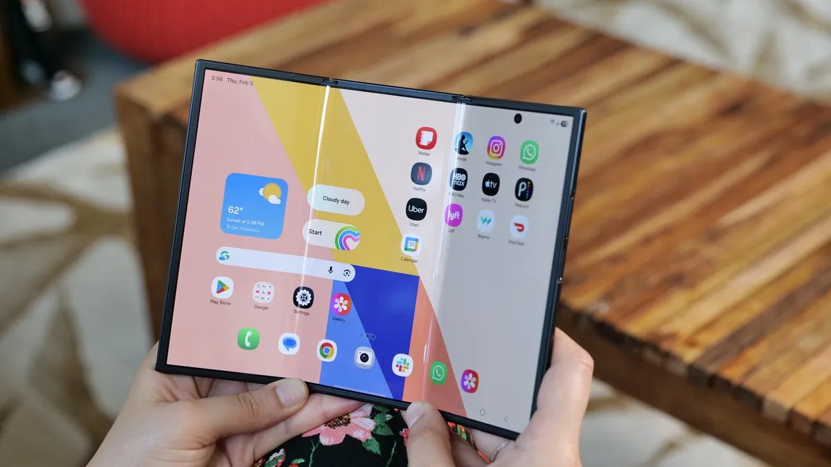 Samsung Galaxy Z TriFold Satışını Dayandırdı: Niyə və Nə Üçün?