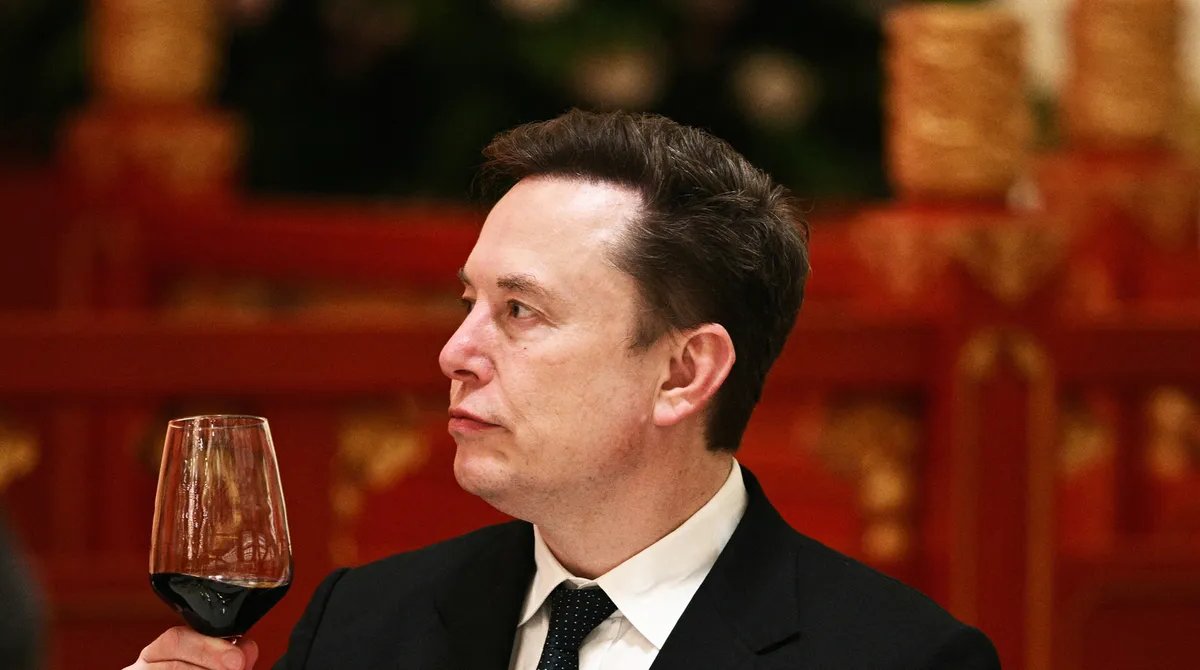 SpaceX Süni İntellekt Mərkəzləri üçün 2.8 Milyard Dollarlıq Turbin Alır