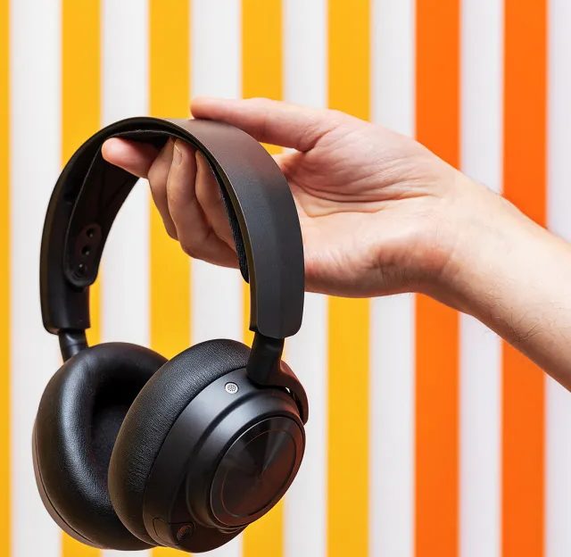 SteelSeries Nova Pro Wireless qulaqlığına böyük endirim