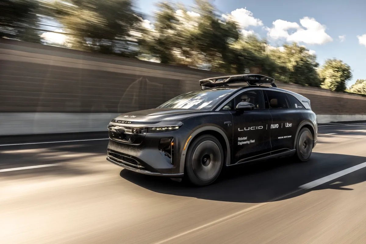 Uber və Nuro San Fransiskoda Premium Robotaksi Xidmətini Sınaqdan Keçirir