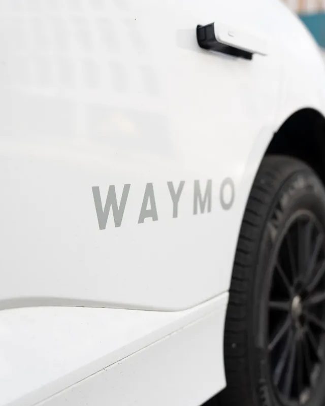 Waymo Londonda Robotaksi Xidmətinə Yaxınlaşır