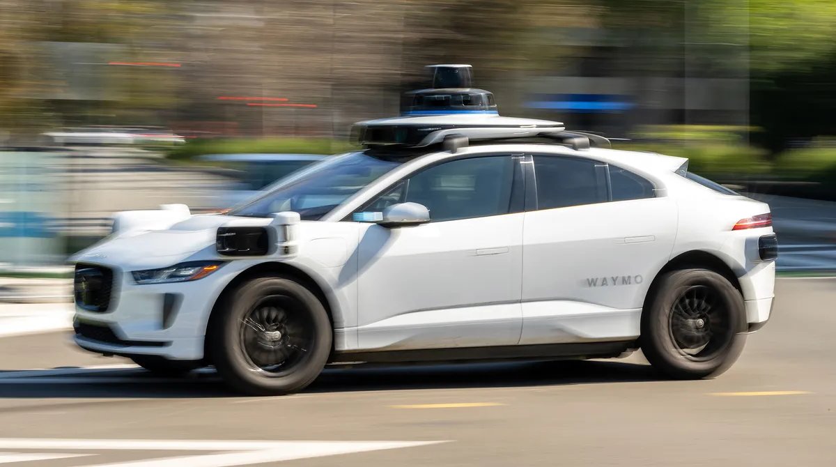 Waymo-nun Avtomobilləri: Uşaqlara Yalnız Gediş Qadağası